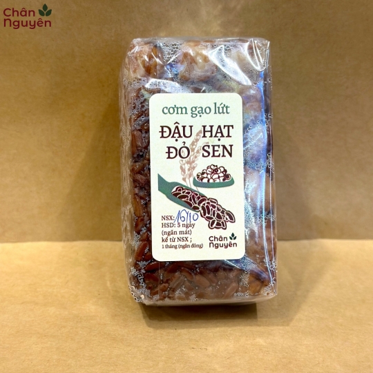 Cơm gạo lứt đậu đỏ hạt sen 